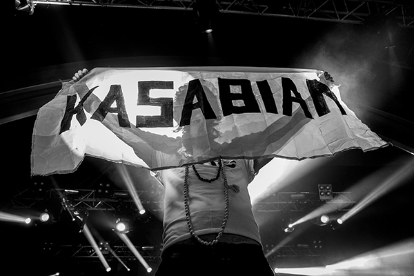 KASABIAN E BONOBO! ESTATE ROVENTE A NAPOLI