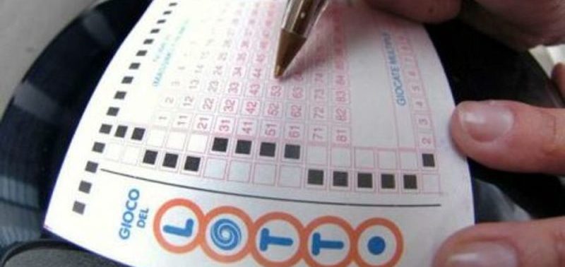 Frattamaggiore, straordinaria vincita al 10elotto