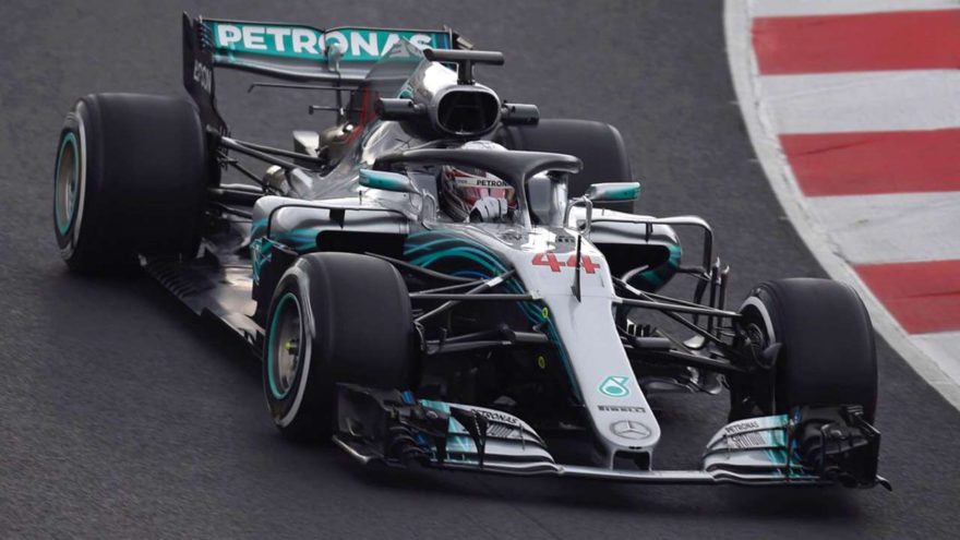 F1: Hamilton conquista la vittoria e sale al comando della classifica piloti