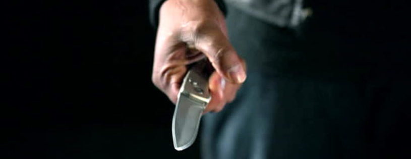 Nola: Uomo accoltellato in pieno centro