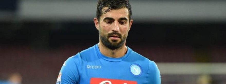 Napoli, Carletto costruisce Albiol “battitore”