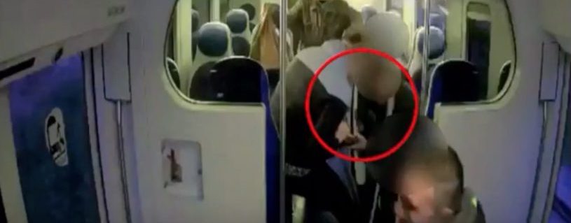 Rapina sul regionale per Caserta, arrestati 3 giovani