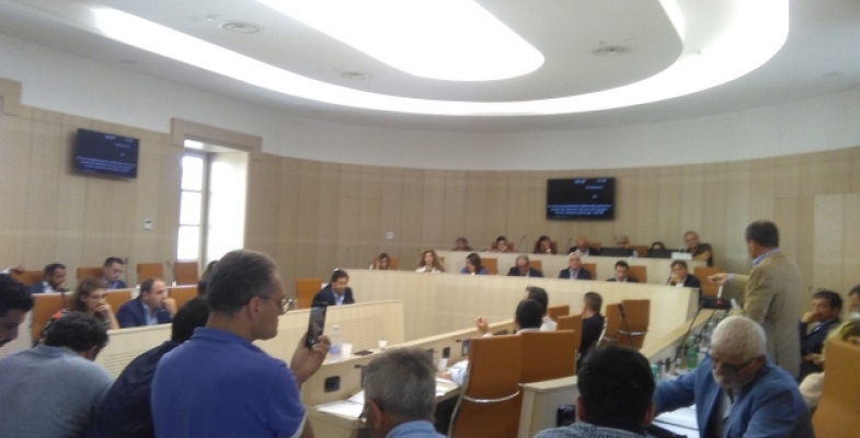 Afragola. E’andato in scena il secondo consiglio comunale dell’era Grillo