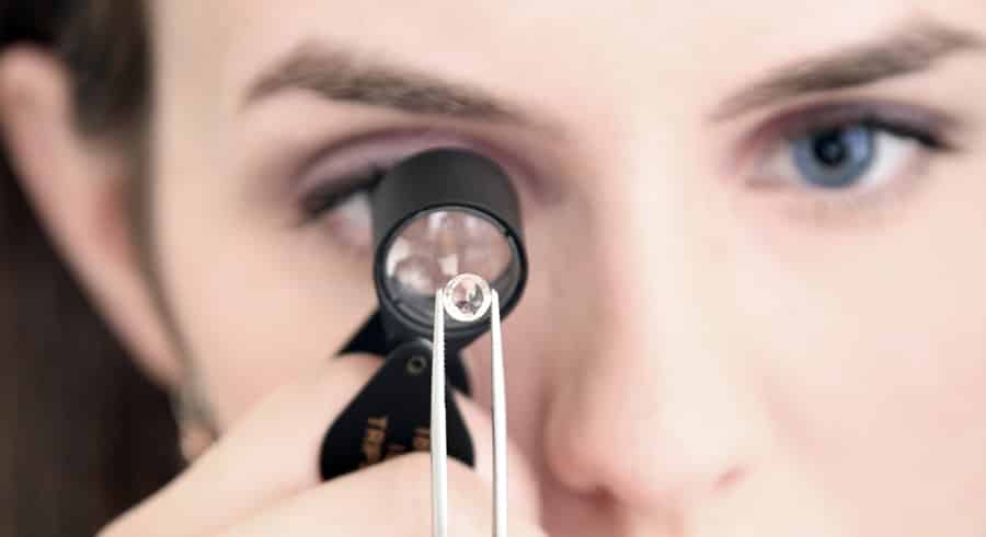 Provano truffa ad Afragola, ma la vittima sventa il tentativo