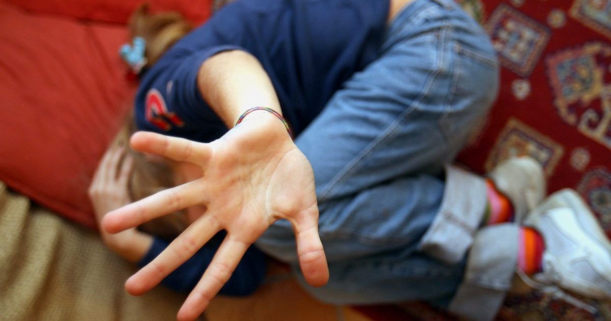 Ponticelli, abusi su un bimbo di 7 anni