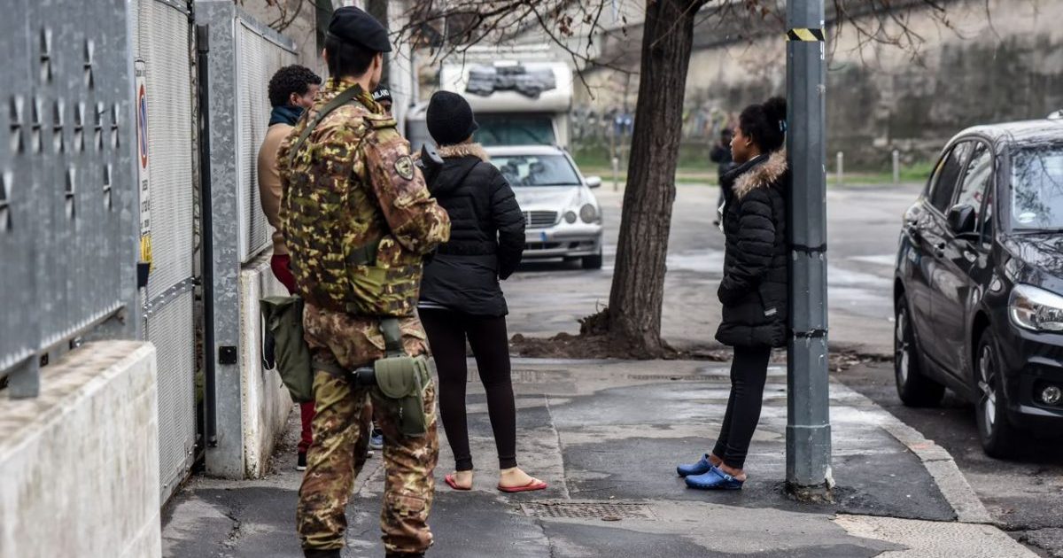 Giallo a Casalnuovo: Militare ferito a colpi di pistola