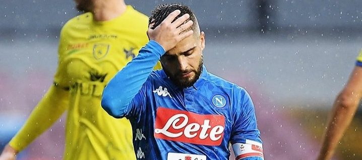 Napoli: infortunio muscolare per Insigne. Il capitano azzurro lascia il ritiro della Nazionale