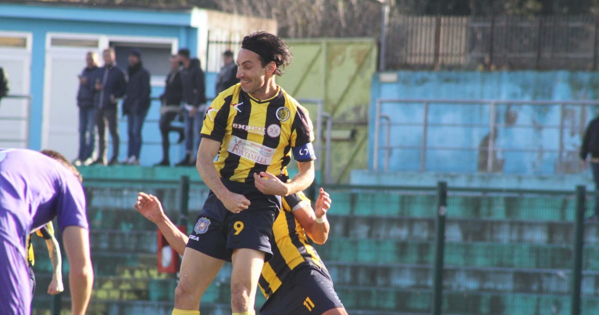 Eccellenza: cade la Frattese, vincono Giugliano e Afragolese, pareggio per il Casoria