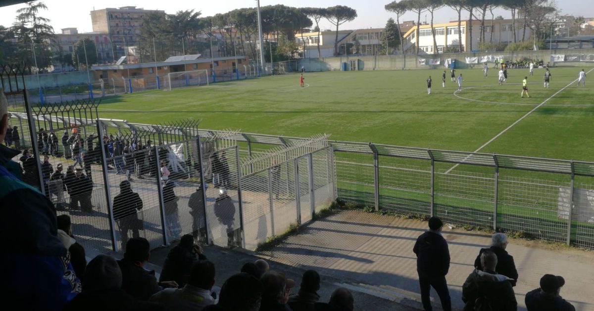 Casoria Calcio: il Sindaco di Cardito vieta lo stadio alla ‘viola’