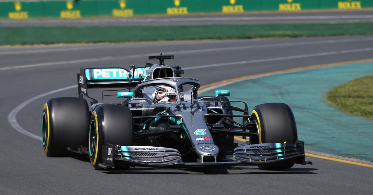 F1, Qualifiche Australia: dominio Mercedes. Pole Hamilton, secondo Bottas