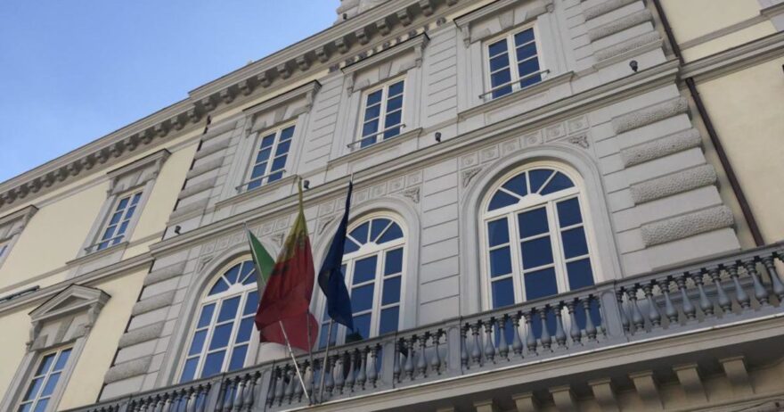 Afragola: Il Sindaco Grillo ordina la chiusura delle scuole