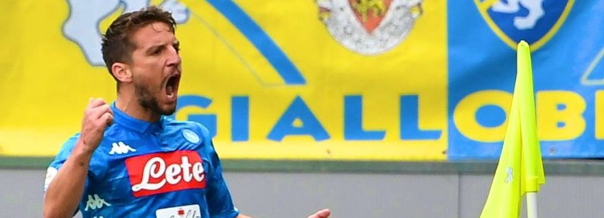 Il Napoli a passa Frosinone e Mertens raggiunge Maradona