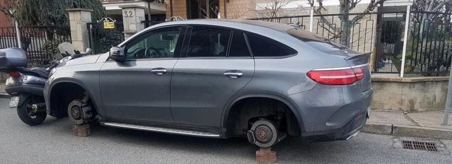 Afragola: Arrestato ladro di ruote, era il terrore di un quartiere