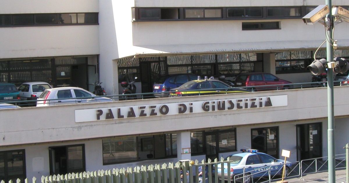 Violenza sessuale tra le aule di giustizia. In arresto un 33 enne di Ponticelli