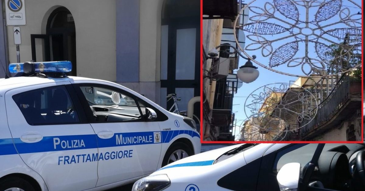 Frattamaggiore: Luminarie abusive, denunciate diverse persone