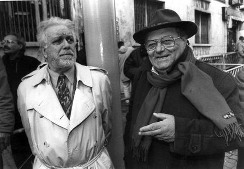 Il bene è na finta ‘e Maradona che scioglie ‘o sanghe ‘dind ‘e vene