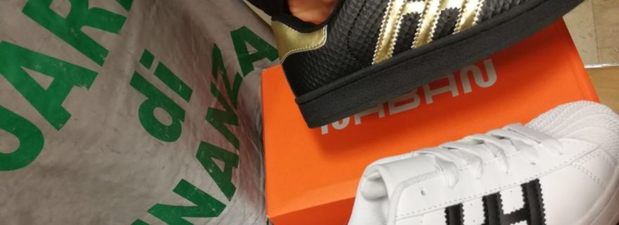 scarpe e scarpe afragola