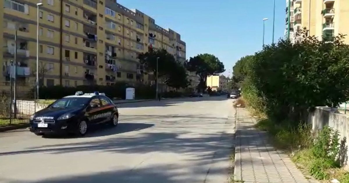 Afragola: minaccia Polizia e Carabinieri nel rione Salicelle, arrestato