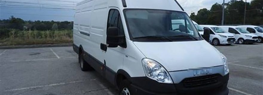 Afragola: Vigile del Fuoco denunciato per trasporto e smaltimento illecito di rifiuti