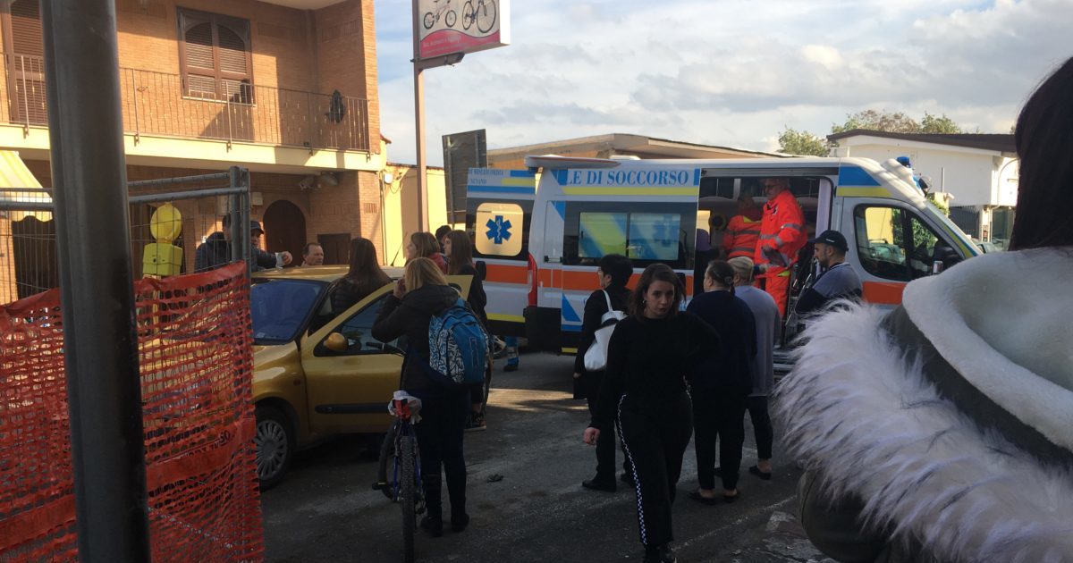 Malore per un automobilista a Caivano: proteste per il ritardo dei soccorsi