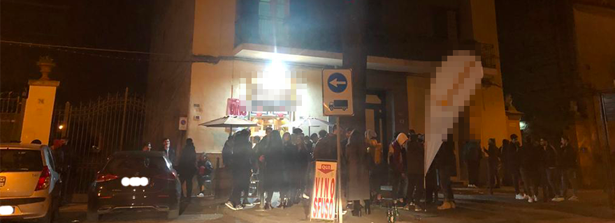 Afragola: Ordinanze anti-Coronavirus non rispettate, assembramenti sul corso