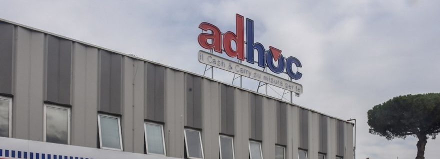 Arzano: Assalto al portavalori, rubato l’incasso del centro commerciale Ad Hoc