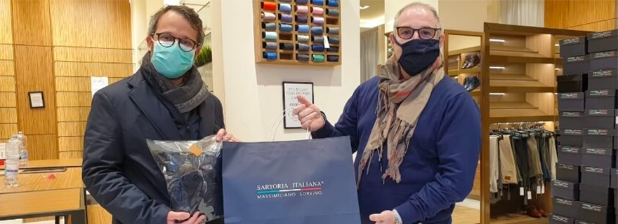 Frattamaggiore: Gara di solidarietà per far fronte all’emergenza COVID19, donate mascherine ai cittadini