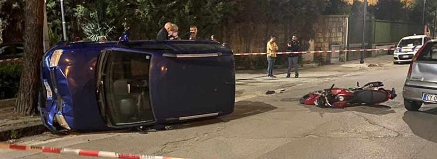 Cardito: grave scontro scontro tra un’auto e una moto