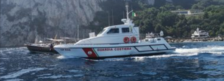 Capri: barca in avaria, paura per 14 persone