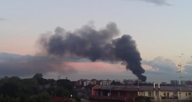 Agro Aversano, Roghi tossici: I sindaci chiedono interventi drastici