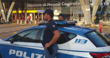 Polizia Napoli Piazza Garibaldi