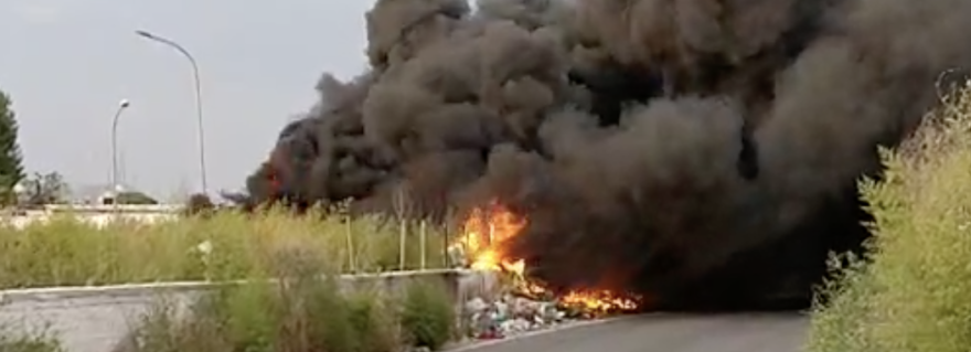 Caivano: Inferno di fuoco al Campo Rom