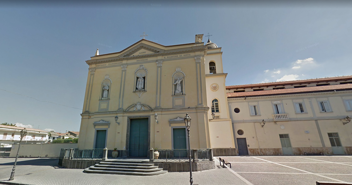 Orta di Atella: Positivo va a messa, chiusa una chiesa
