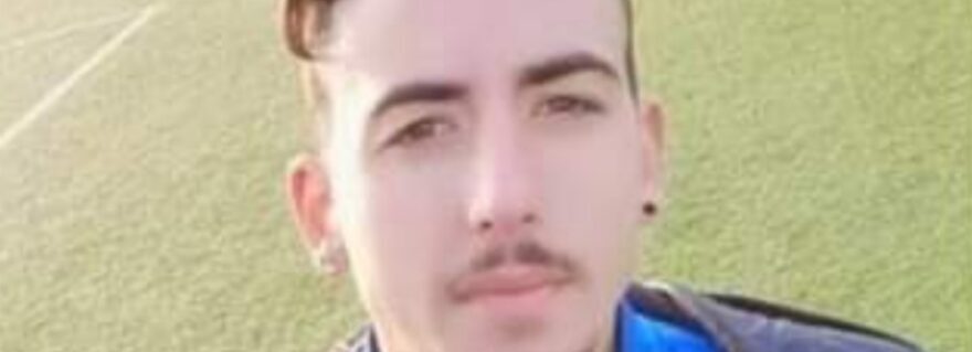 Tragedia a Melito: 22enne muore in campo durante partita di calcio