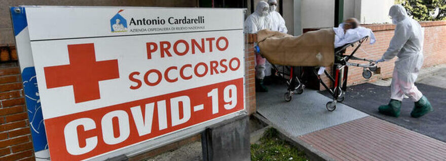 Covid: Sos medici, Napoli è malata, agire o sfileranno le bare