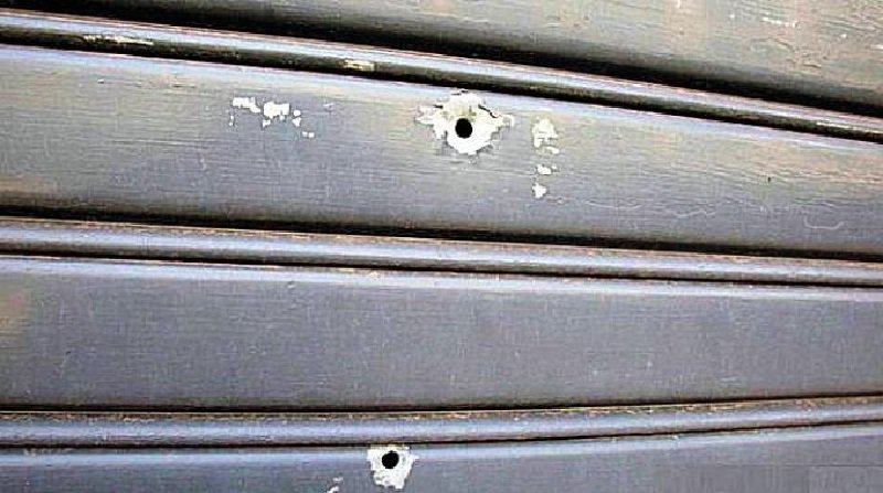 Sant’Arpino, colpi d’arma da fuoco contro due attività commerciali