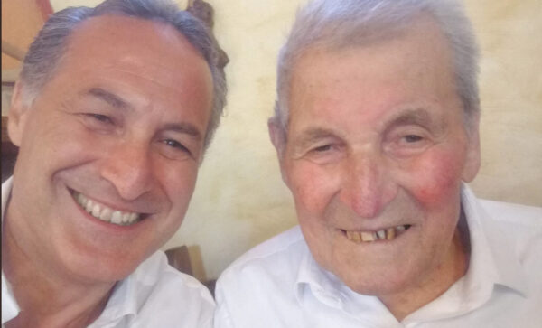 Marcianise, l’ex assessore Salzillo: “Mio padre vittima del Covid e della malasanità”