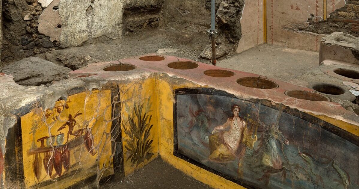 Meravigliosa scoperta a Pompei: Ecco un’antica tavola calda