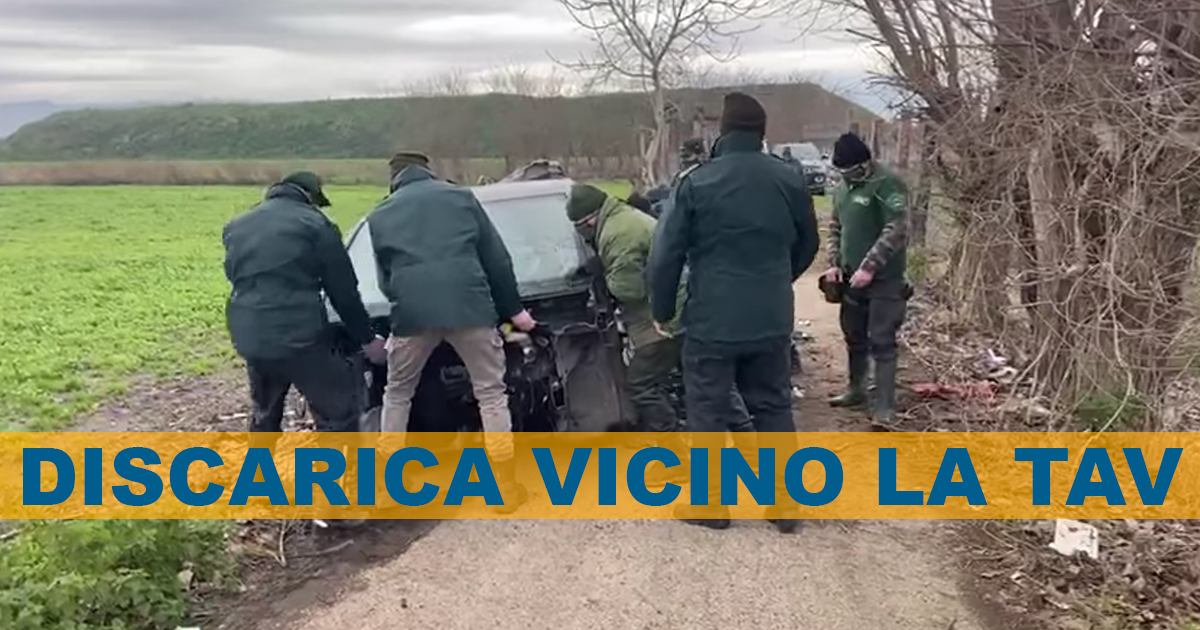 Afragola: Carcasse di auto abbandonate nei pressi della Tav