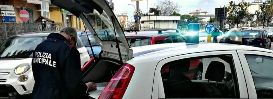 Arzano, controlli della Polizia Locale: Otto sanzionati e un denunciato