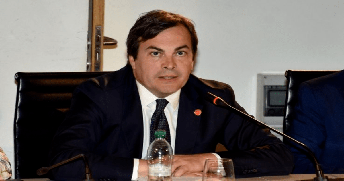 Elezioni, IV defilata sul tavolo per Napoli: Amendola nuovo nome in campo