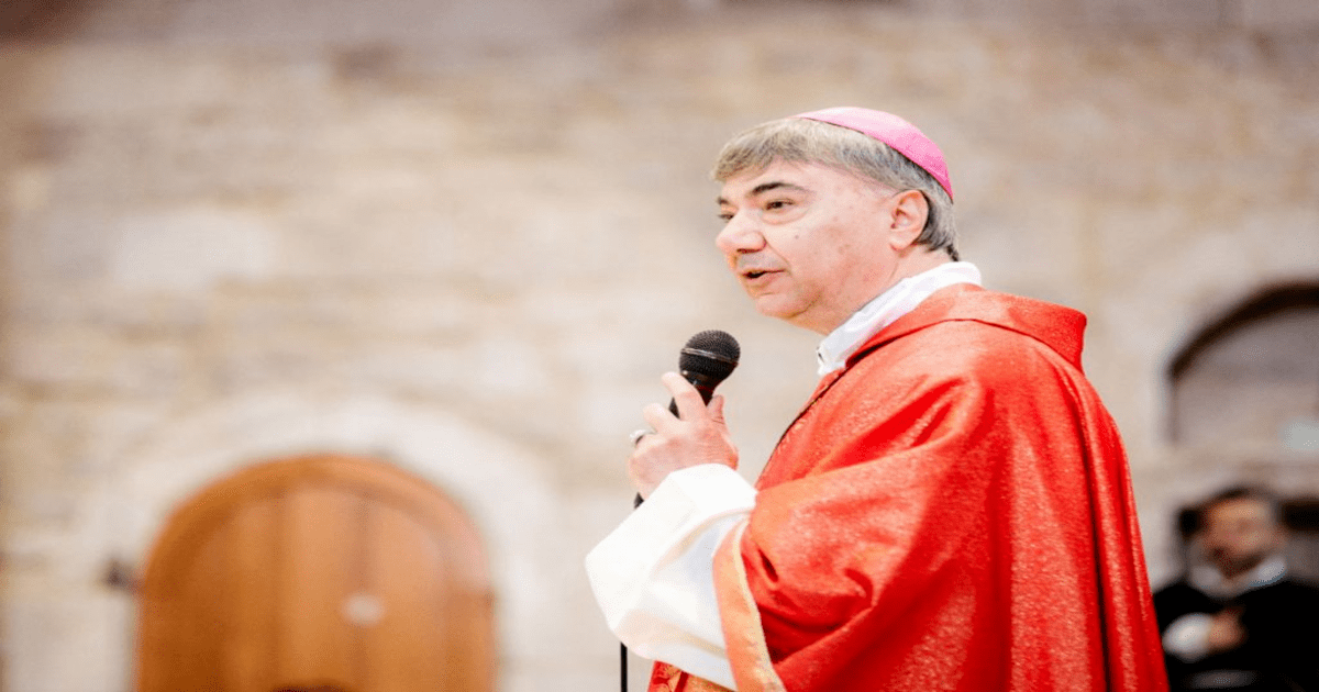 Oggi l’insediamento del nuovo Arcivescovo a Napoli: Ed è già “Don Mimmo”