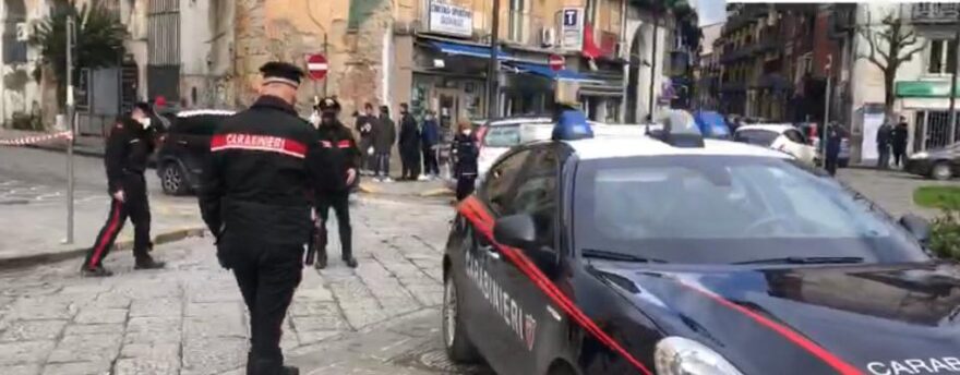 Casoria: Agguato in piazza, identificato il bersaglio dei killer