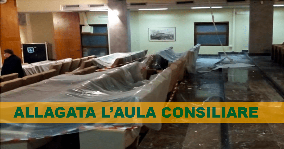 Pomigliano D’Arco: Allagamenti e crolli nell’aula consiliare