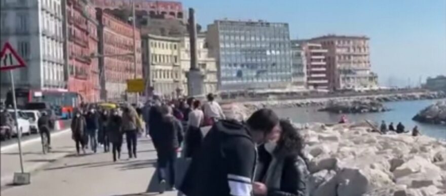 Lungomare blindato: Ristoranti chiusi e affluenza limitata