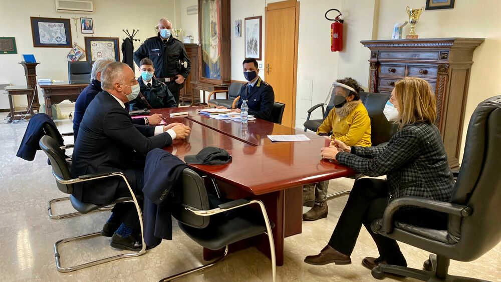 Orta di Atella. Incontro tra la triade commissariale e il Vice Prefetto Filippo Romano: droni per contrastare i roghi abusivi
