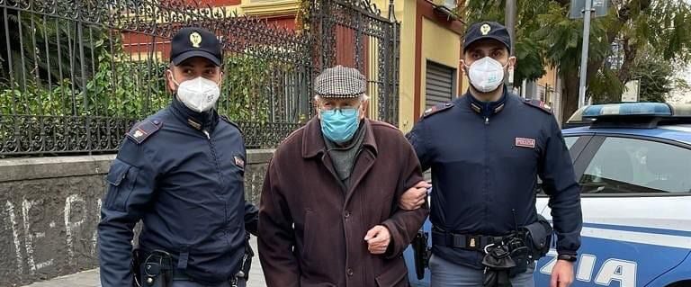 La storia di Antonio, 89enne aiutato dalla Polizia per vaccinarsi