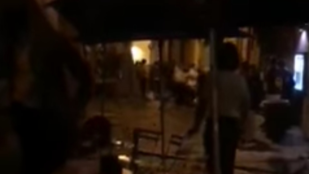 Rissa a San Pasquale ben oltre il coprifuoco. Borrelli: Violenza all’ordine del giorno, e nessuno ha più la mascherina