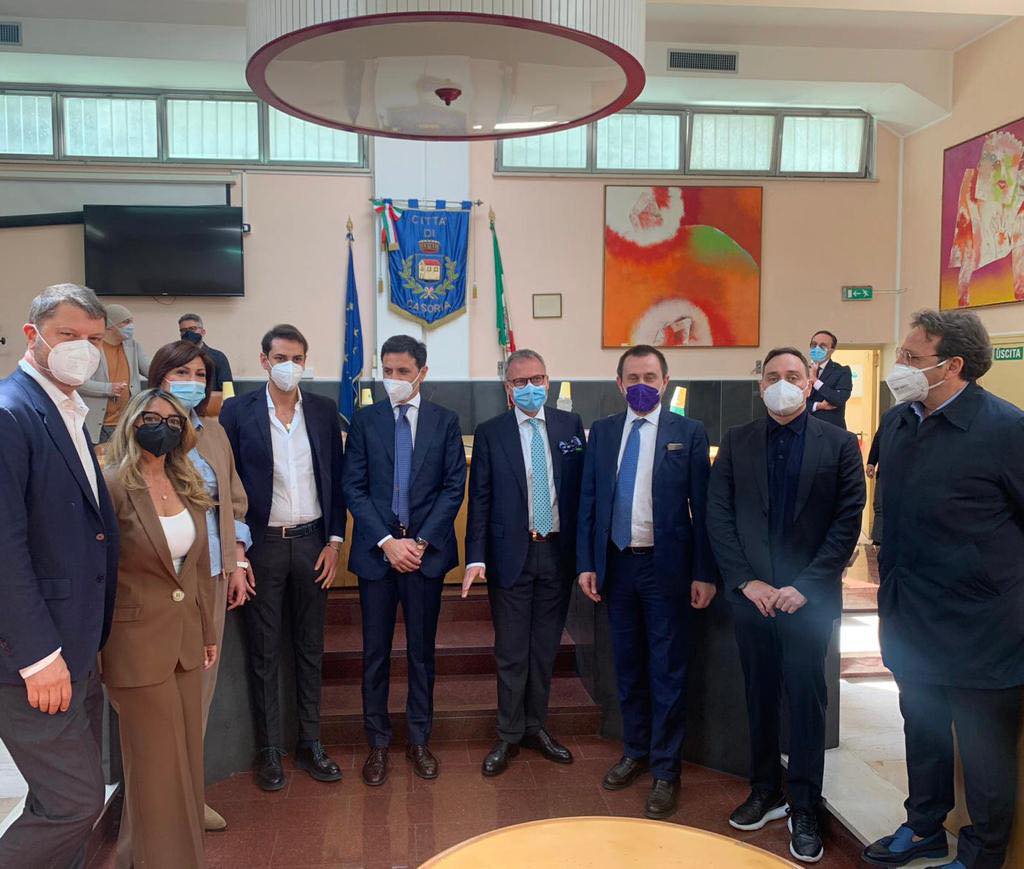 Casoria. Il Sindaco Raffaele Bene aderisce ad Italia Viva. Rosato: “presenza per noi preziosa”