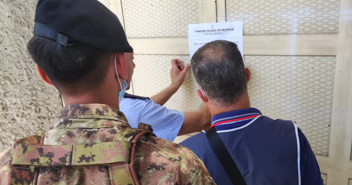 Arzano: Sversava liquami in fogna; fabbrica sotto chiave, denunciato il titolare